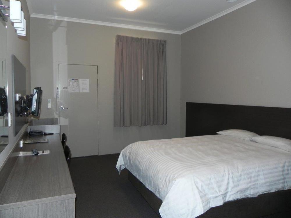 Bluestone Motor Inn Tennant Creek Exteriör bild