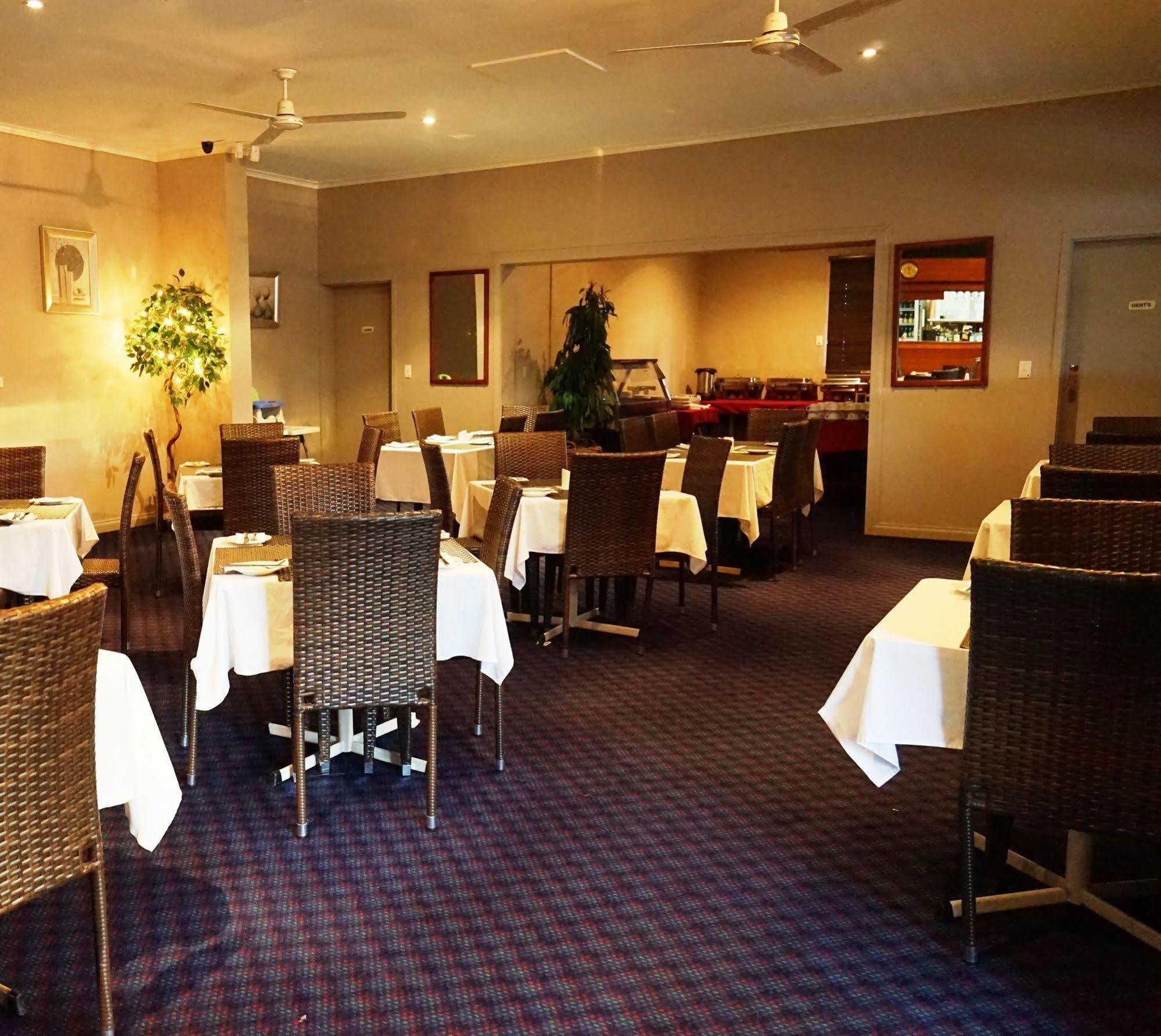 Bluestone Motor Inn Tennant Creek Exteriör bild